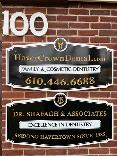 HaverCrown Dental front sign
